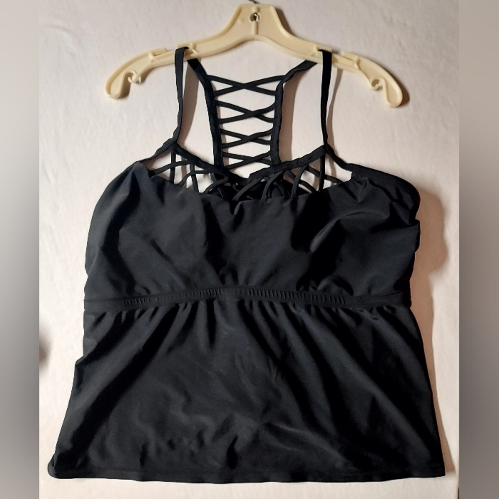 Women's Plus Time and Tru Black Lattice Tankini Swim Top Size: 1X  (14-16W)